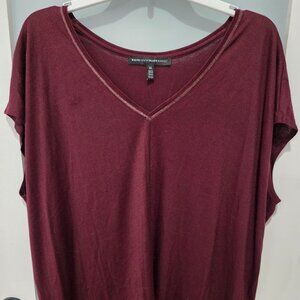 White House Black Market Burgundy V Neck Top Women’s XL Gold Trim Detail